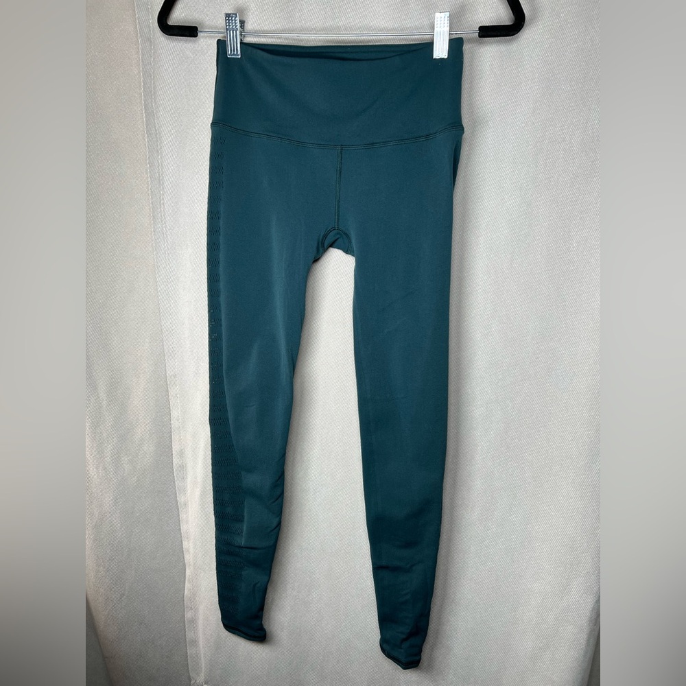 Lululemon Mid Rise 23" Eyelet Detailing/Design Leggings - Size 6 in Dark Teal
